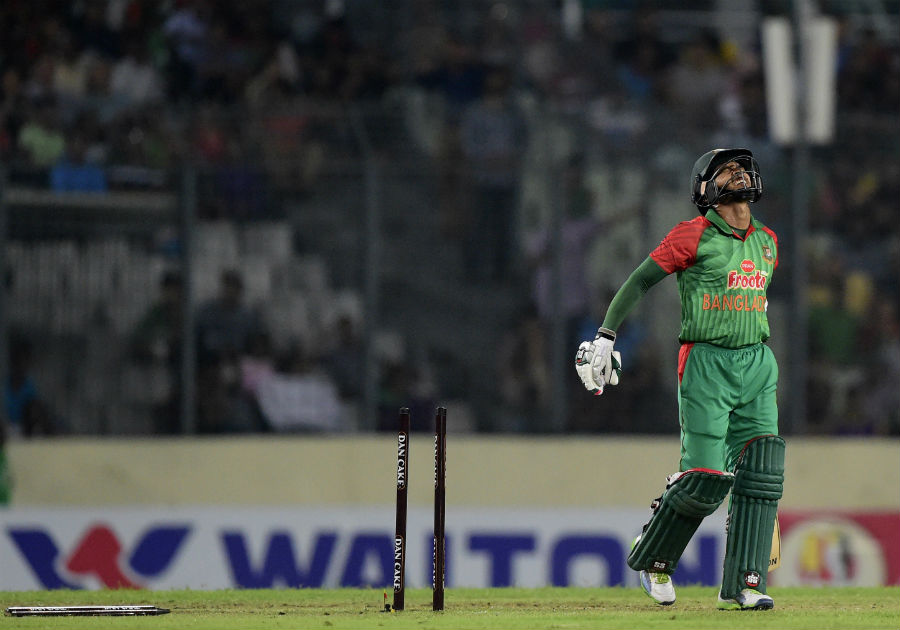 মুশফিকের বিদায়ে শক্ত অবস্থানে শ্রীলঙ্কা