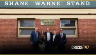 'Shane Warne Stand' Unveiled at Junction Oval