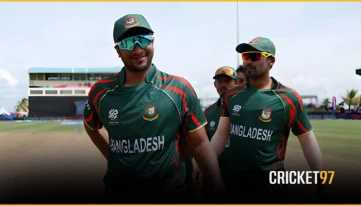 Mashrafe honored Shakib with his hat open