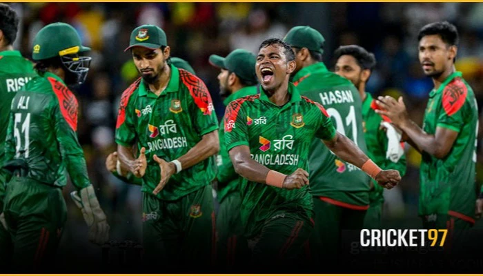চামিকা করুণারত্নেকে ডাকা হচ্ছে বাংলাদেশ সিরিজে