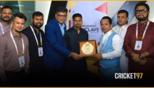 সর্বোচ্চ টেস্ট উইকেট শিকারি তাইজুলকে বিসিএসএর বিশেষ সম্মাননা