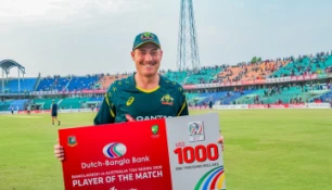 রেনশর বোলিংয়ে বারবার বিপদে বাংলাদেশ, এবার খোঁচাও দিলেন অজি অলরাউন্ডার