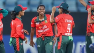 ফাইনালে ওঠার হাইভোল্টেজ লড়াইয়ে ভারতের মুখোমুখি বাংলাদেশ
