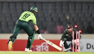 Pakistan Arrive in Bangladesh for Test Series