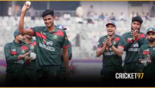 Bangladesh beat Pakistan by 8 wickets in a one-sided match