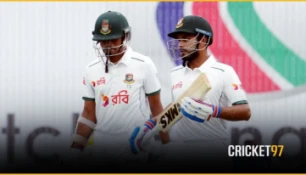 মিরাজ-সাকিব জুটিতে বাড়ছে লিড, লাঞ্চের আগে রান ৪০৪