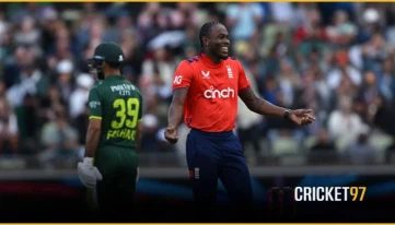 এজবাস্টনে পাকিস্তানের বিপক্ষে সিরিজে এগিয়ে গেল ইংল্যান্ড