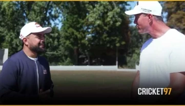 রশিদ খানের বুলেটপ্রুফ জীবন: নিজের দেশে খেলতে না পারার গল্প