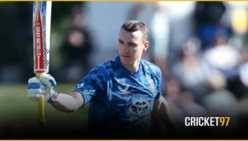 ব্রুকের বিধ্বংসী সেঞ্চুরিতেও হার এড়াতে পারেনি ইংল্যান্ড