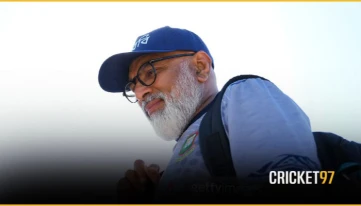 বরখাস্ত হওয়ার পর জীবনের ঝুঁকি নিয়ে বাংলাদেশ থেকে পালিয়ে যান হাথুরুসিংহে