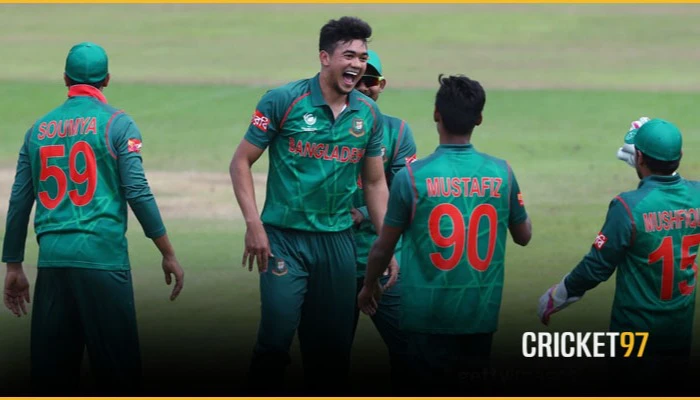 চ্যাম্পিয়ন্স ট্রফি খেলার অভিজ্ঞতায় অস্ট্রেলিয়ার পরই বাংলাদেশ