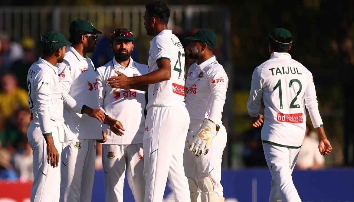 First Day Sees 18 Wickets Fall, Australia Lead by 101 Runs