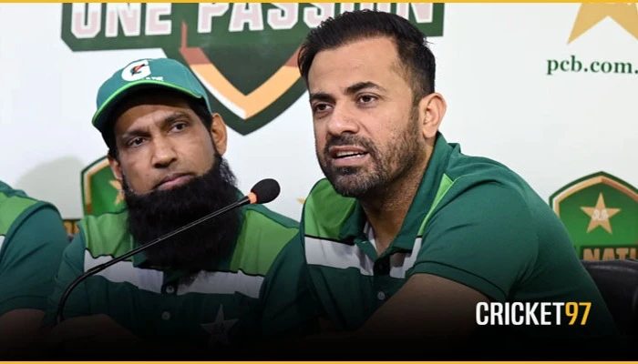 পাকিস্তানের নির্বাচক পদ ছাড়লেন মোহাম্মদ ইউসুফ