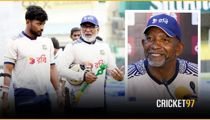 হাথুরু যখন ভারত সফরে, সিমন্সকে প্রস্তাব পাঠায় বিসিবি