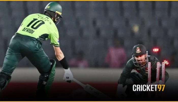 Pakistan raises complaint over last-ball LBW review in third ODI