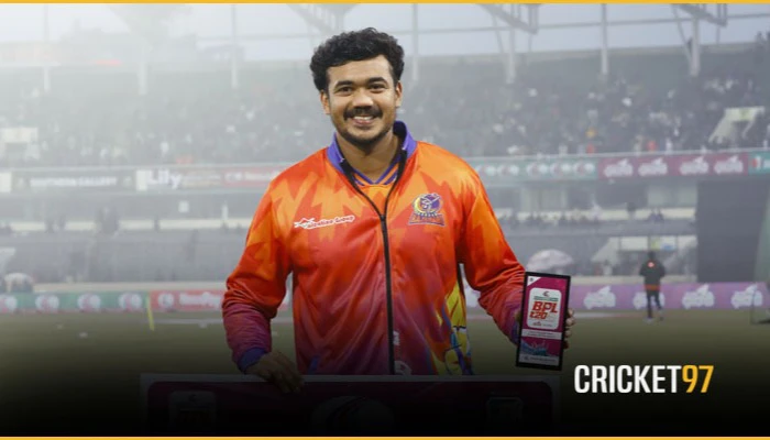 সাকিবকে টপকে বিপিএলে তাসকিন রেকর্ডের চূড়ায়