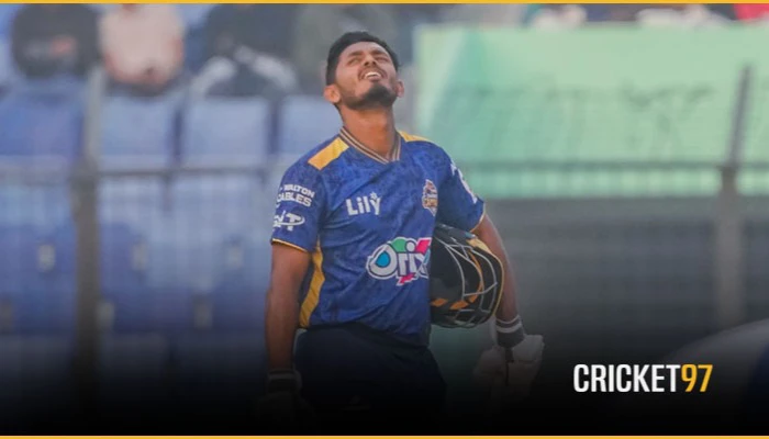 বিপিএলে ছক্কার রেকর্ডে বাংলাদেশের সবাইকে ছাড়িয়ে গেলেন তামিম