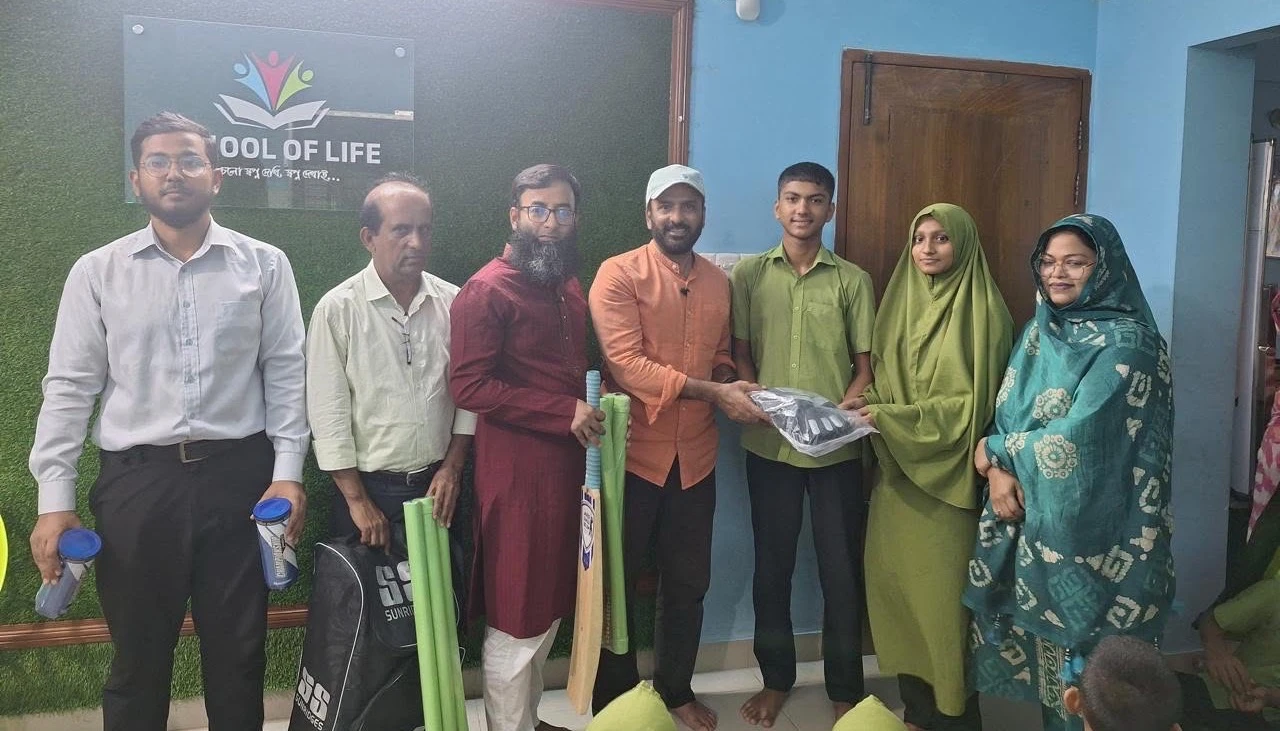 JavedOmarcom Distributes Cricket Equipment to Encourage Students to Take Up Sports